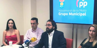 El PP denuncia al equipo de gobierno de incumplir acuerdos plenarios